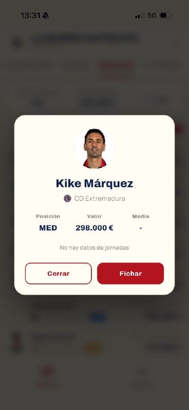Ficha de un futbolista disponible en el mercado de La Reseña Fantástica